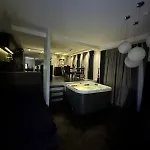 Apartmán B&m Jacuzzi Rezidencija Self Check - In