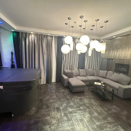 Apartment B&m Jacuzzi & Party Time Vilnius