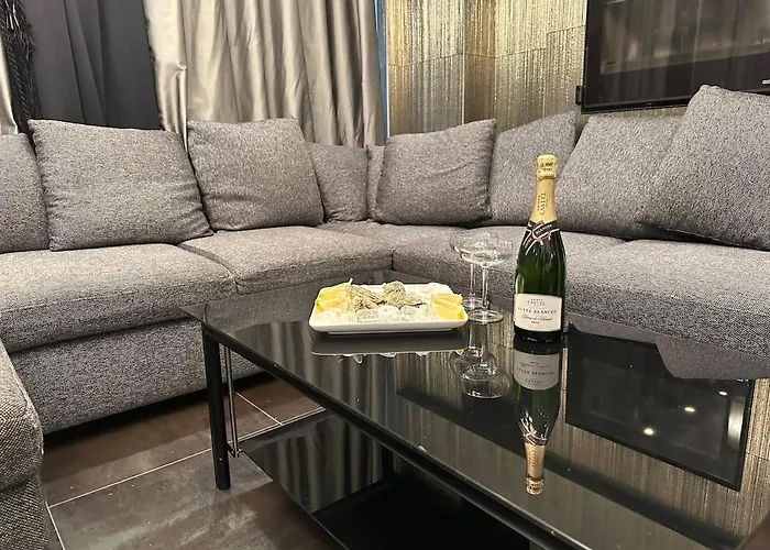 B&m Jacuzzi Rezidencija Self Check - In Apartman *