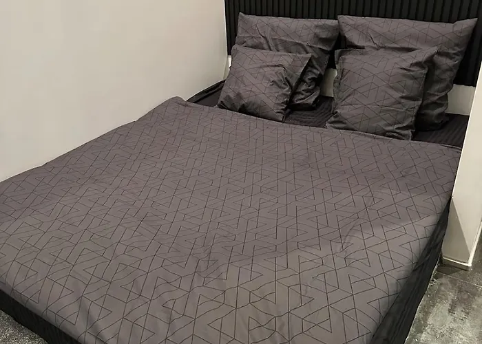 B&m Jacuzzi Rezidencija Self Check - In וילנה