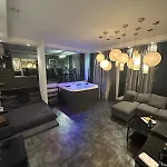 B&m Jacuzzi Rezidencija Self Check - In Apartamento *