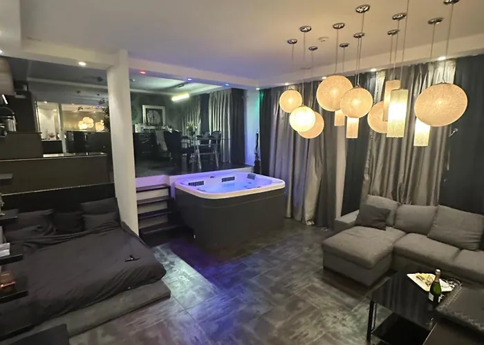 B&m Jacuzzi Rezidencija Self Check - In Appartement *