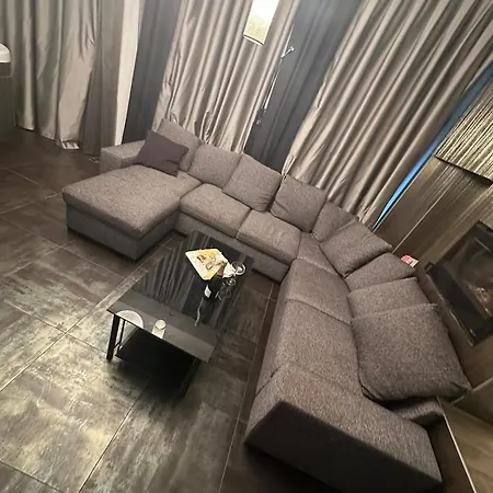 B&m Jacuzzi Rezidencija Self Check - In Apartman