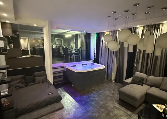 Lägenhet B&m Jacuzzi Rezidencija Self Check - In Vilnius